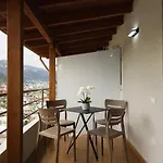Rooftop * Vlorë