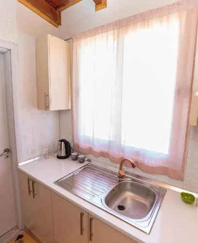 Rooftop 公寓 Vlorë